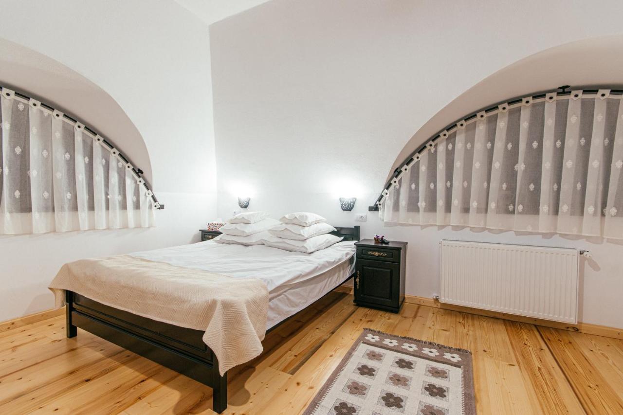 Pensiunea La Moara Guest house 4*